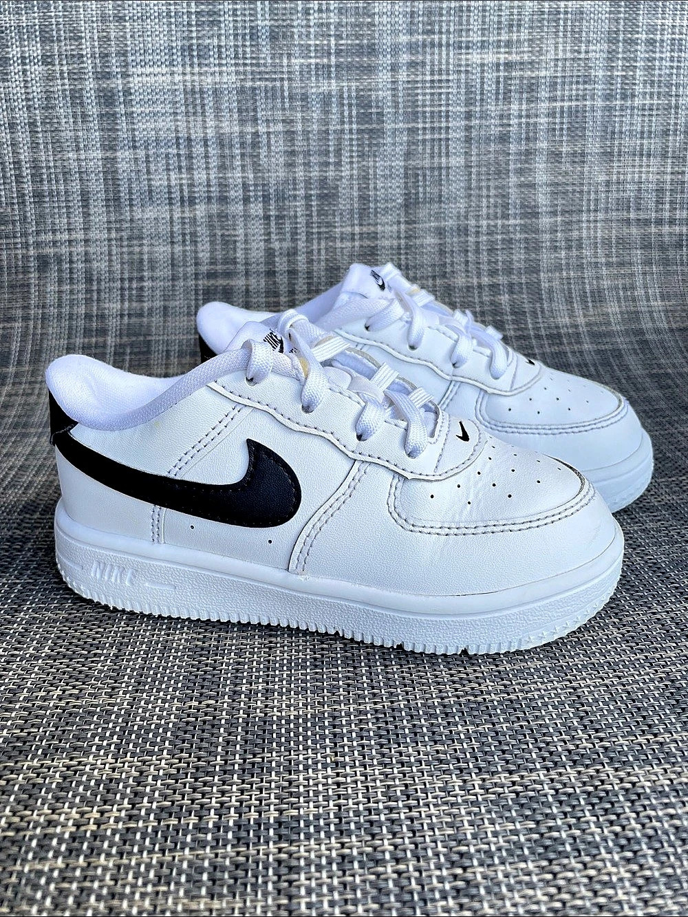 Nike Air Force 1 Sneakers White & Black active shoes Unisex Toddler size 9